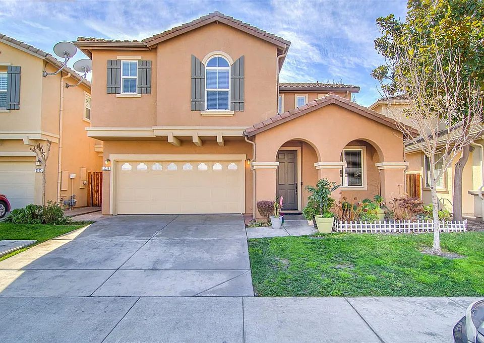1st image of 3026 Sweet Lilac Way