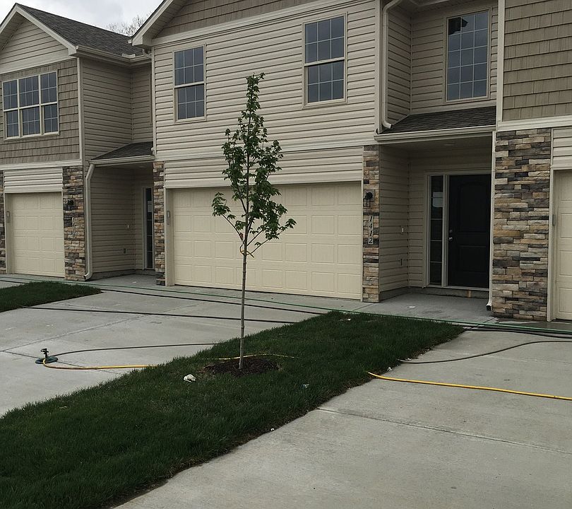 1st image of 1412 NE Mary Ct