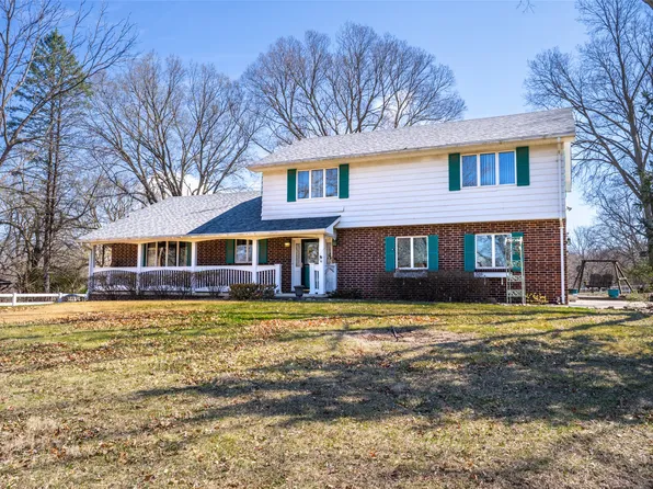 4001 E 38th St, Des Moines, IA 50317