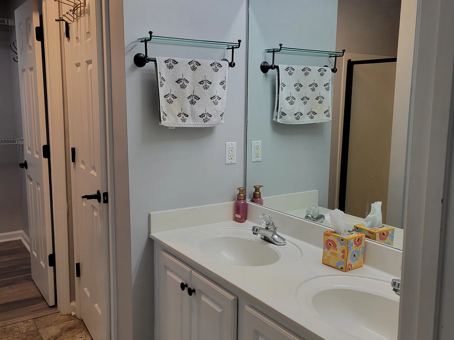 3 bed, 1821 sqft, $2,150 — Photo 3