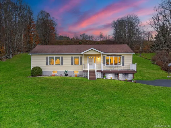 812 Obernberg Road, North Branch, NY 12766