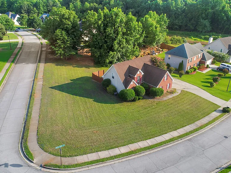 742 White Dove Dr — Photo 25