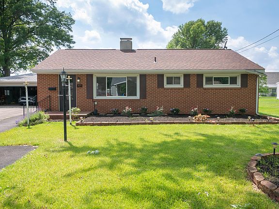 3rd image of 369 Clover Ave