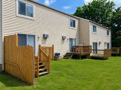 2255 Congo St — Photo 4