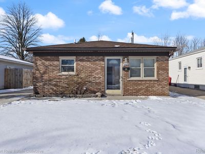 27087 Maywood St, Roseville, MI, 48066
