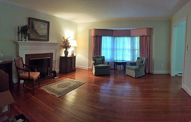 1st image of 407 Forest Ln