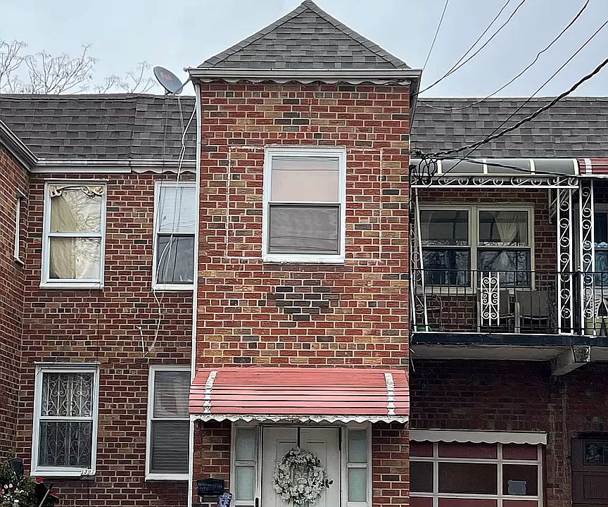1st image of 1319 E 89th St