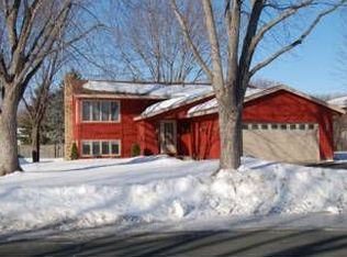 20615 207th St Ct W, Lakeville, MN 55044