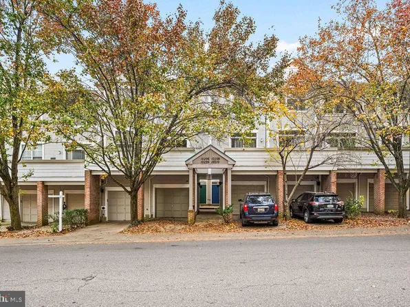 10204 Crested Iris Dr, Montgomery Village, MD 20886