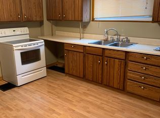 121 Somerset Ave, Windber, PA 15963