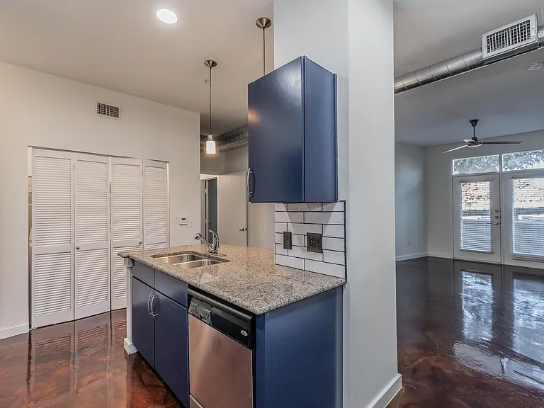 201 W Lancaster Ave #119 — Photo 5