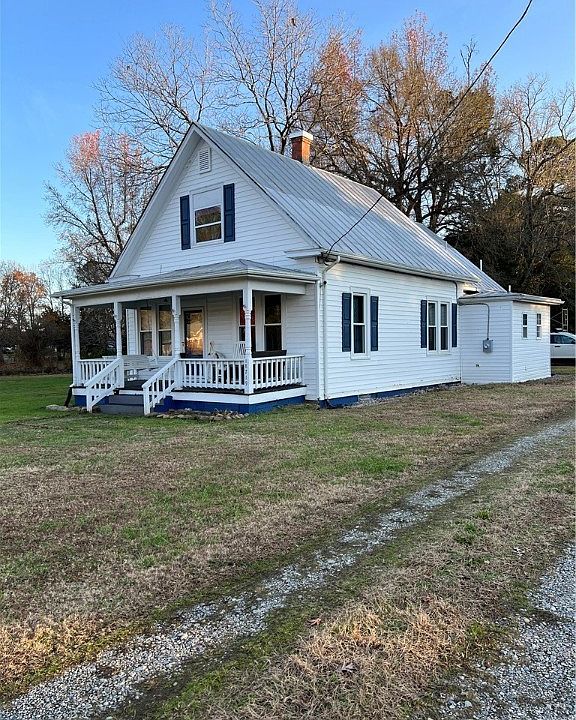 1st image of 18719 James River Dr