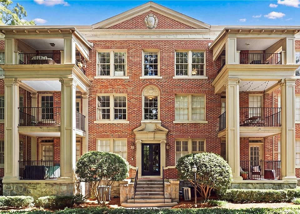 1st image of 2814 Peachtree Rd NW #11