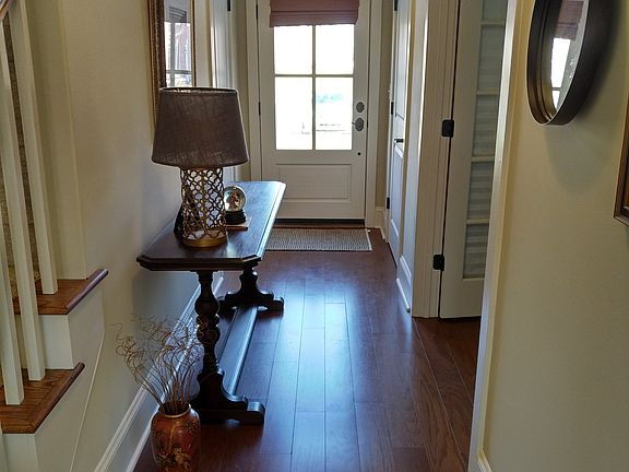 5th image of 714 Kingsley Way