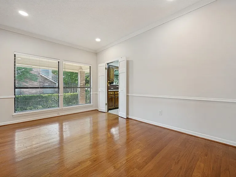4043 Morman Ln — Photo 9