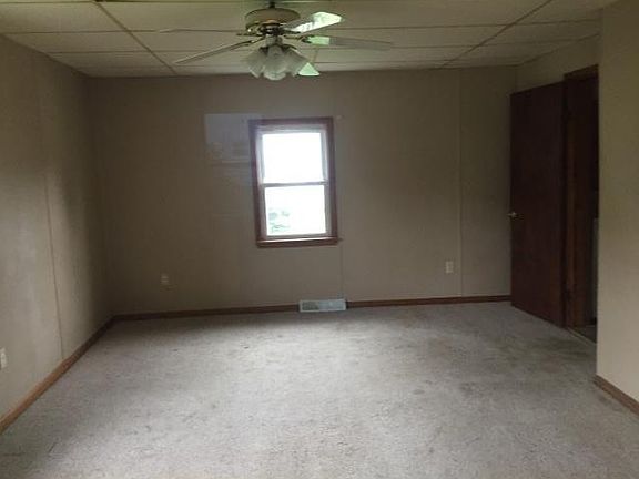 3rd image of 231 2nd St