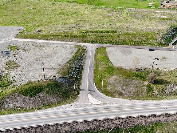 5th image of 2621 Us Highway 2 W