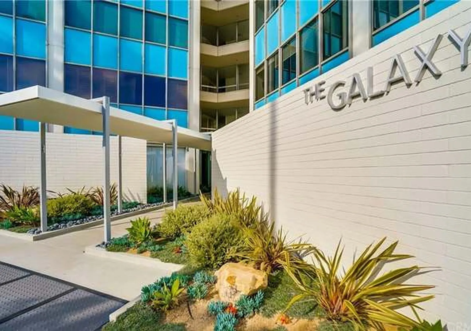2999 East Ocean Blvd — Photo 3