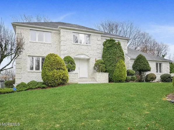 135 Yorkshire Drive, Morganville, NJ 07751