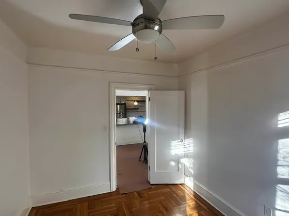 973 Montgomery Street image 5 of 16