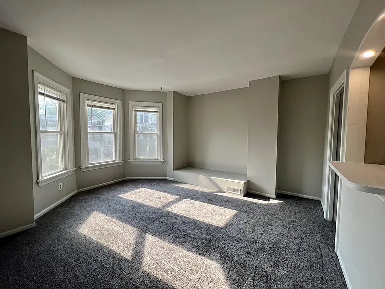 1323 N Dupont St #B — Photo 9