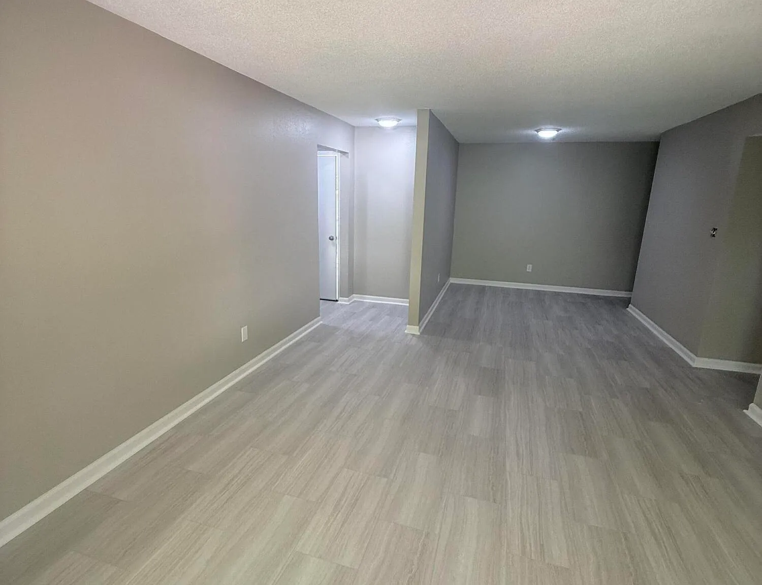 2 bed, 1.0 bath, 761 sqft, $900 — Photo 4