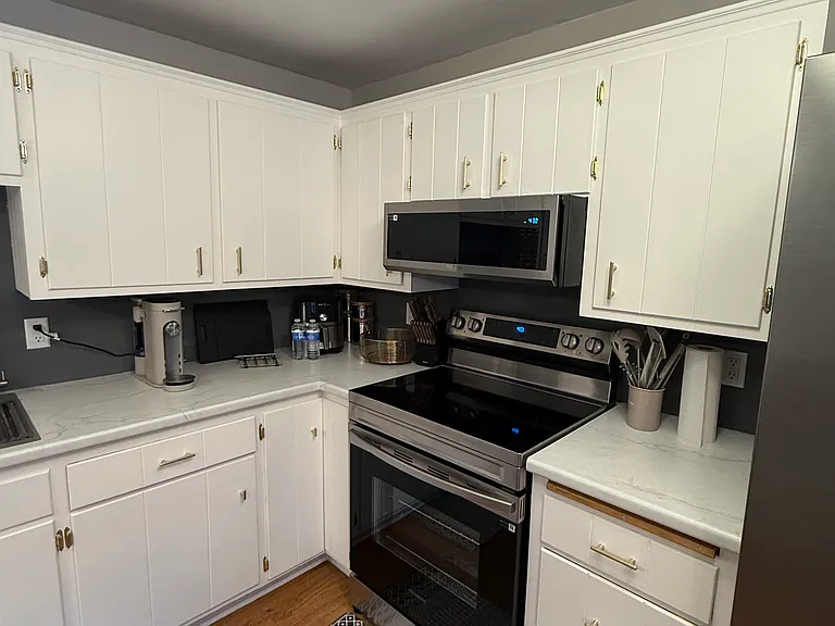 10 10 1/4 St SE — Photo 5