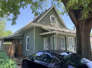 1742 E Walnut St, Des Moines, IA 50316