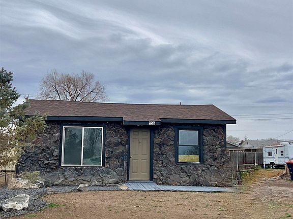 2nd image of 556 Gardner Ave