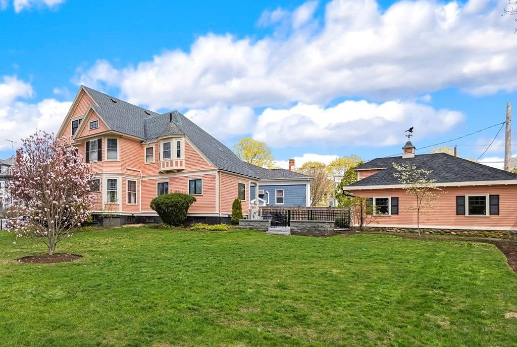 17 Grant St, Haverhill, MA 01830 Zillow