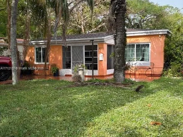 2073 NE 173rd St, North Miami Beach, FL 33162