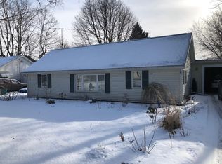 120 E Maple St, Elsie, MI 48831