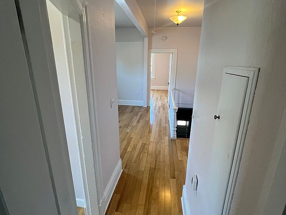 4th image of 126 N Ellsworth Ave #B