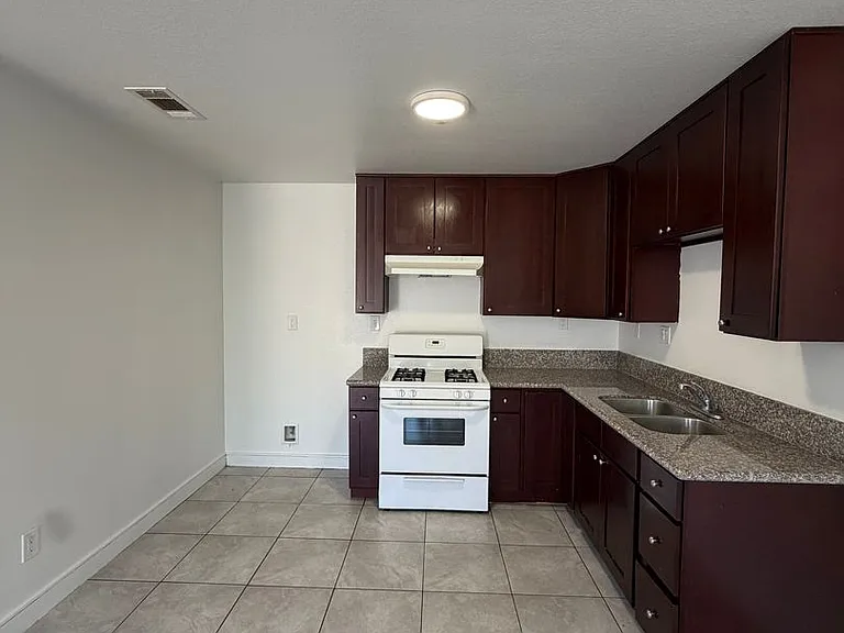 1517 Ralston St #A & B — Photo 3