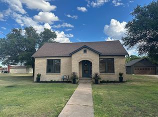 608 Edward St, Rowena, TX 76875