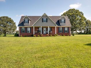 401 Springwater Dr, Summertown, TN 38483