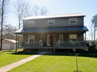 60 Round Tree Dr, Pikeville, TN 37367