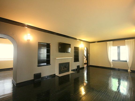 5th image of 1101 Calvin Ave SE