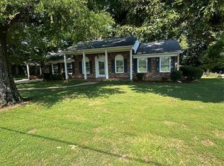 504 Mount Vernon Dr, Albemarle, NC 28001