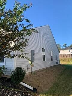 3rd image of 460 Trade Wind Ln
