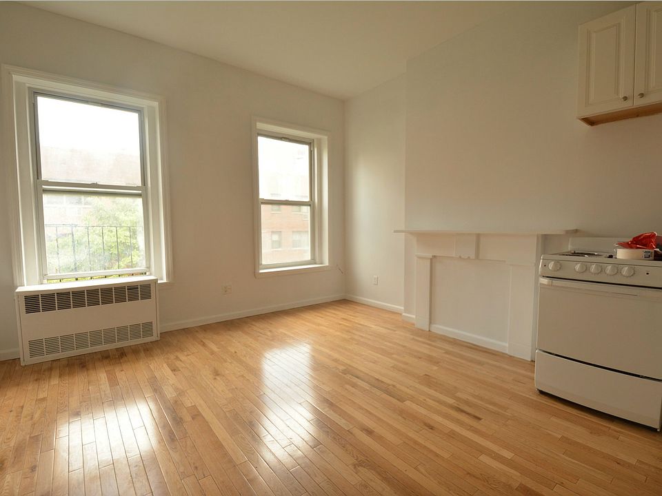 1st image of 224 E 59th St APT 3FW