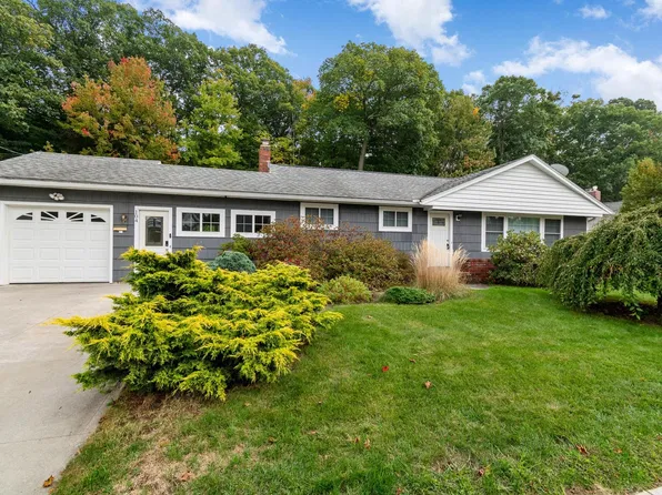 104 Wildwood Drive, Burlington, VT 05408