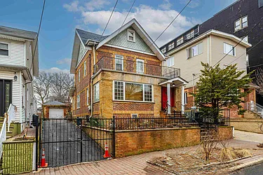 17 77th Street