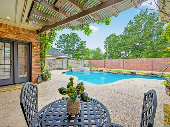 1331 Bishops Place Dr, Spring, TX 77379