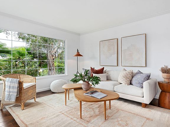 4th image of 3512 Madrona Dr