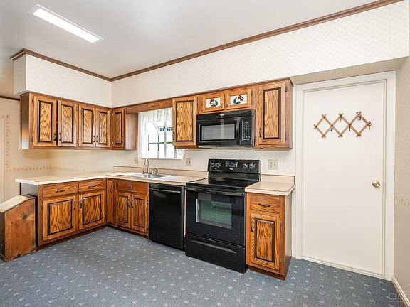 4th image of 2649 Coshocton Ct
