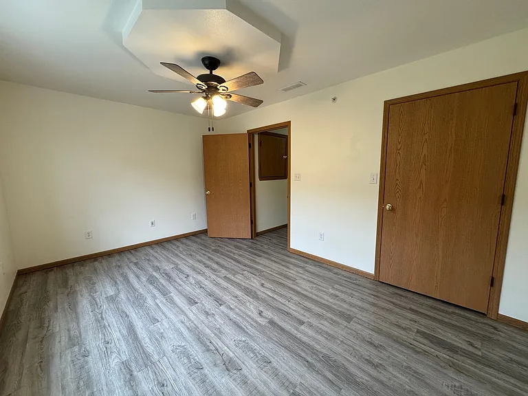 700 Hillside Rd — Photo 36