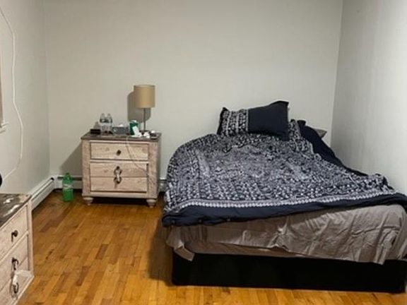 5th image of 49 Oakville St #B