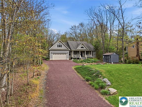 3rd image of 58 White Oak Dr
