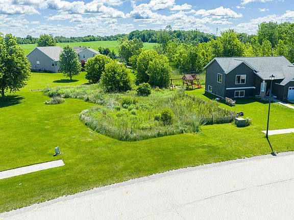 3rd image of 228 Chary Ridge Dr NW